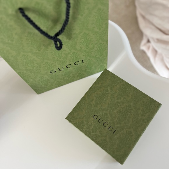 Gucci Gift Box & Shopping Bag Set - Picture 9 of 16